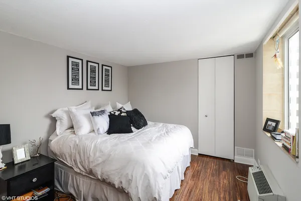 $3,000 | 1339 North Dearborn Street, Unit 14A, Chicago, IL 60610