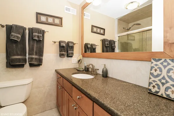 $3,000 | 1339 North Dearborn Street, Unit 14A, Chicago, IL 60610