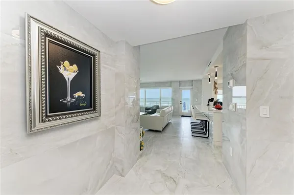 $15,000 | 603 Longboat Club Road, Unit 204N, Longboat Key, FL 34228