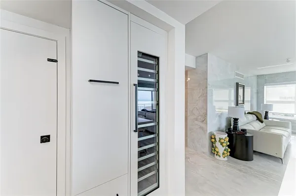 $15,000 | 603 Longboat Club Road, Unit 204N, Longboat Key, FL 34228