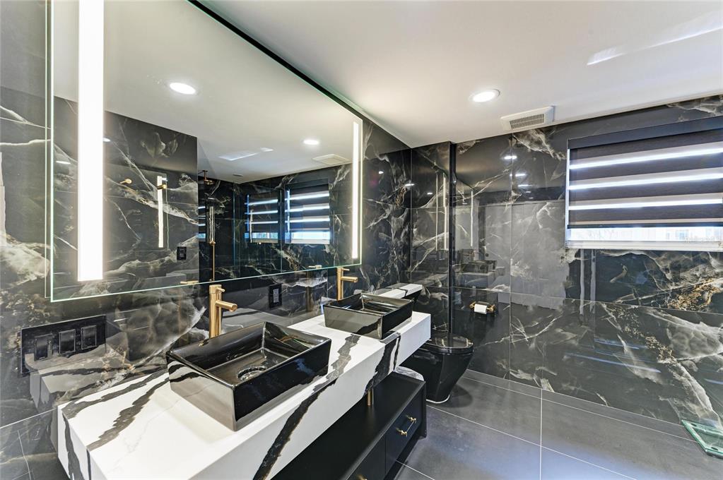 603 Longboat Club Road, Unit 204N Longboat Key, FL 34228 - Photo 38 of 74