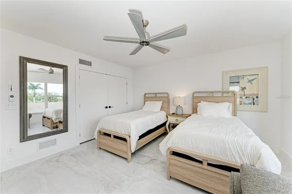 $15,000 | 603 Longboat Club Road, Unit 204N, Longboat Key, FL 34228