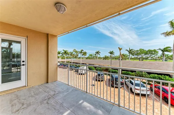 $15,000 | 603 Longboat Club Road, Unit 204N, Longboat Key, FL 34228