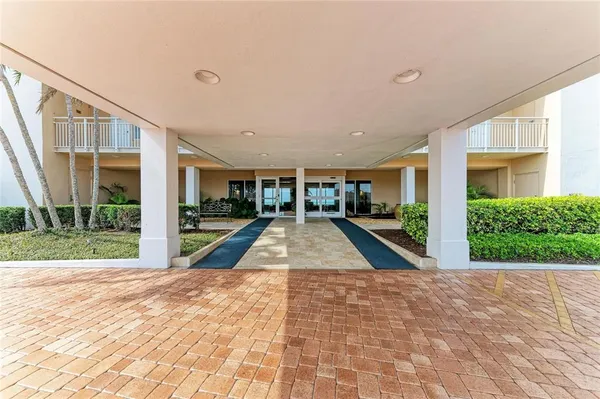 $15,000 | 603 Longboat Club Road, Unit 204N, Longboat Key, FL 34228