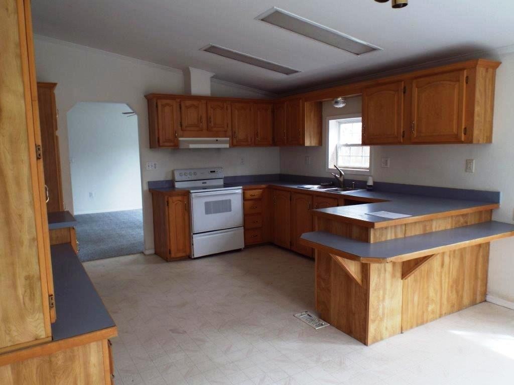 71 Prescott Road Epping, NH 03042 - Photo 4 of 14