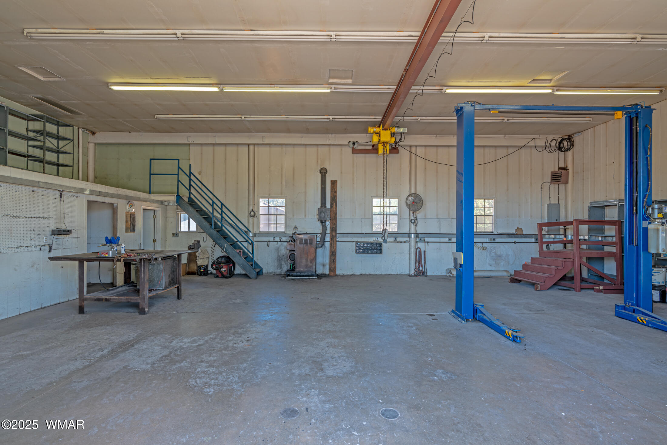 978 Timberland Road Show Low, AZ 85901 - Photo 28 of 31 Shop