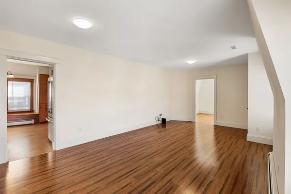 $3,200 | 12 Hampden Street, Unit 12, Gloucester, MA 01930