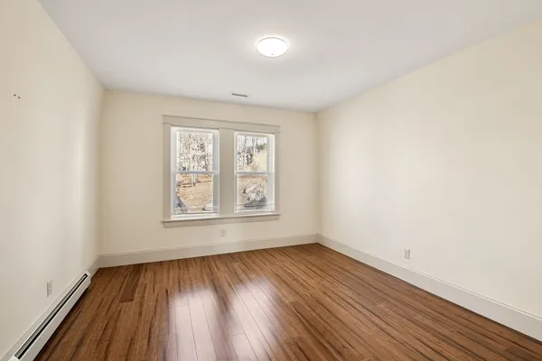 $3,200 | 12 Hampden Street, Unit 12, Gloucester, MA 01930