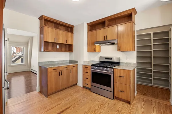 $3,200 | 12 Hampden Street, Unit 12, Gloucester, MA 01930