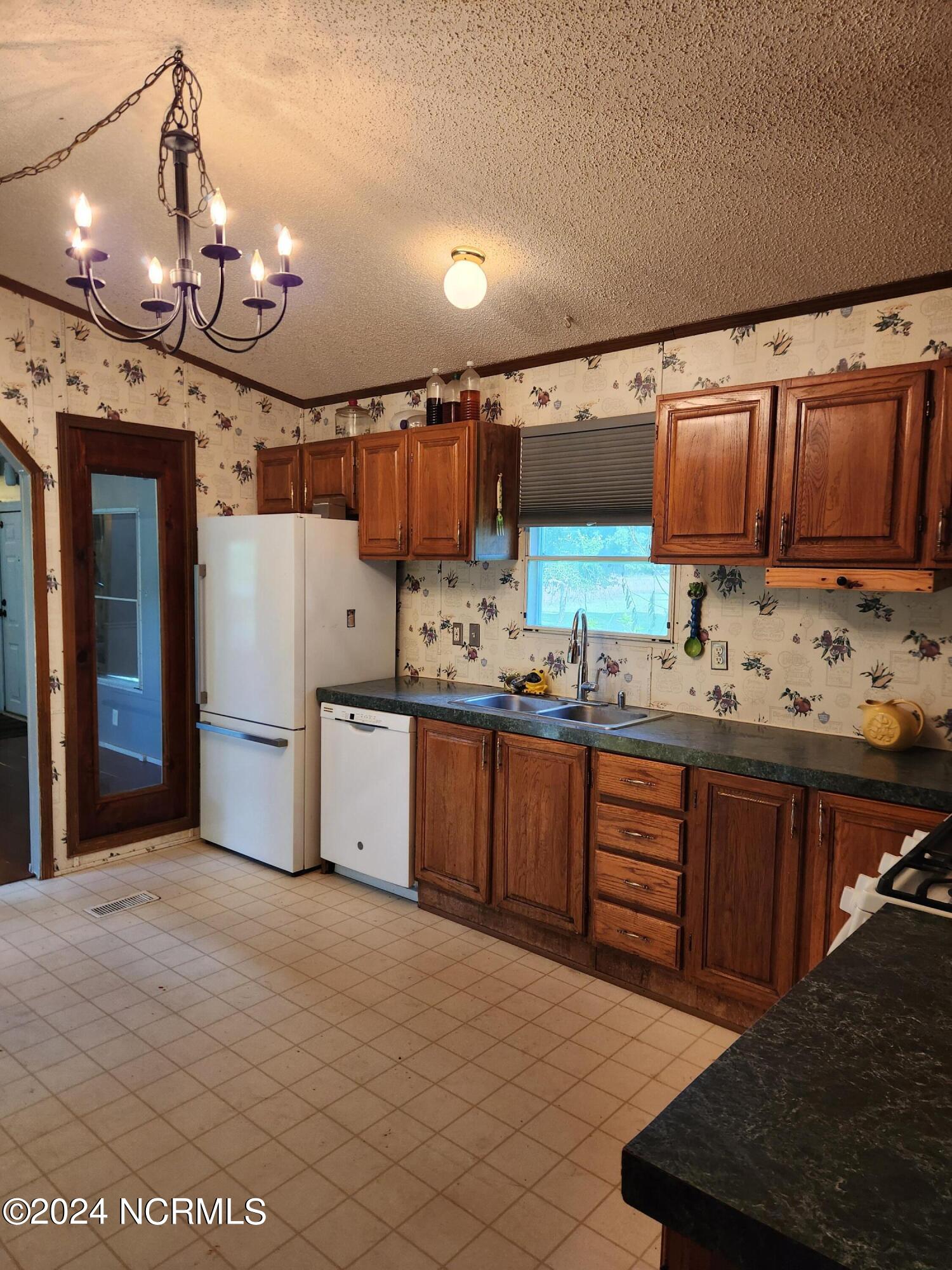 1716 Cotton Patch Road Chocowinity, NC 27817 - Photo 10 of 26 20240703_104226