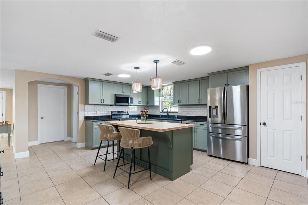 7446 Donegal Street New Port Richey, FL 34653 - Photo 8 of 28