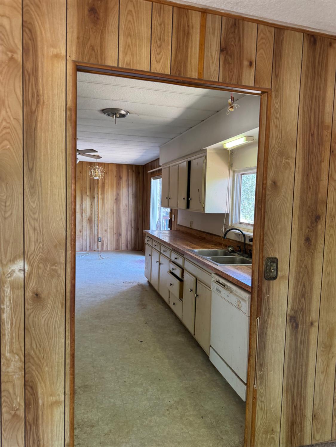 50481 Sundew Road Yokuts Valley, CA 93675 - Photo 7 of 30 Gallery Image 7