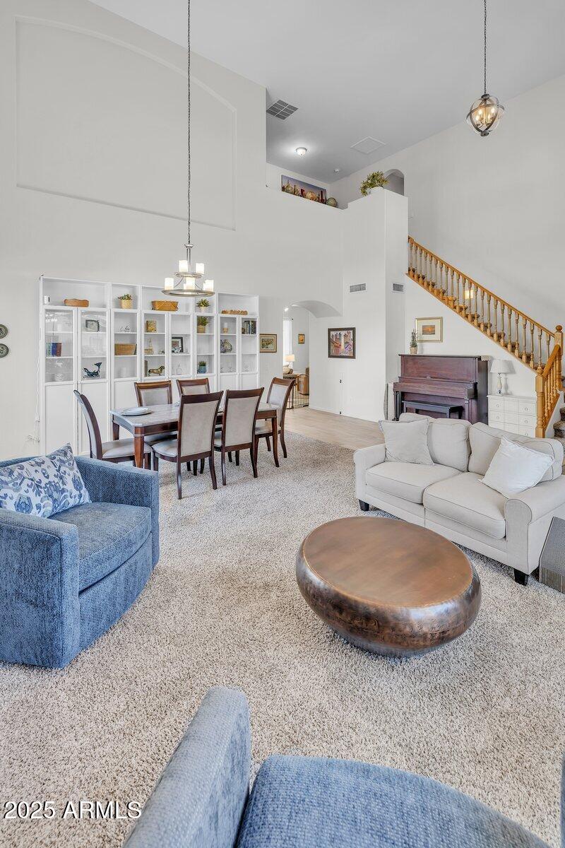 3465 East Rosa Lane Gilbert, AZ 85297 - Photo 9 of 59 Super High Ceiling