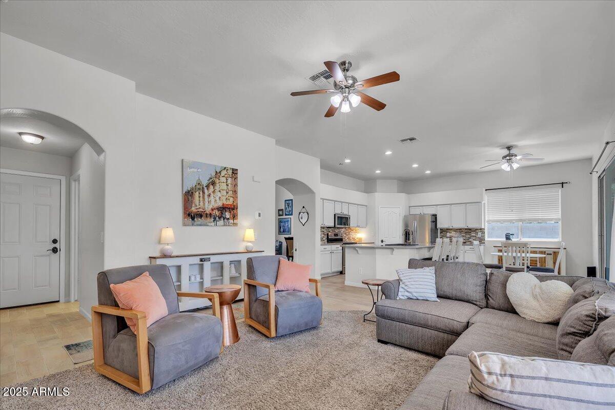 3465 East Rosa Lane Gilbert, AZ 85297 - Photo 15 of 59 Wide open
