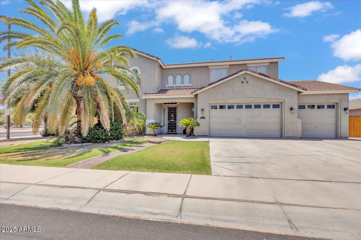 3465 East Rosa Lane Gilbert, AZ 85297 - Photo 42 of 59 20-3465_E_Rosa_Ln23