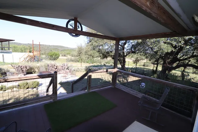 $1,199,000 | 3618 Sd 52100, Rocksprings, TX 78880