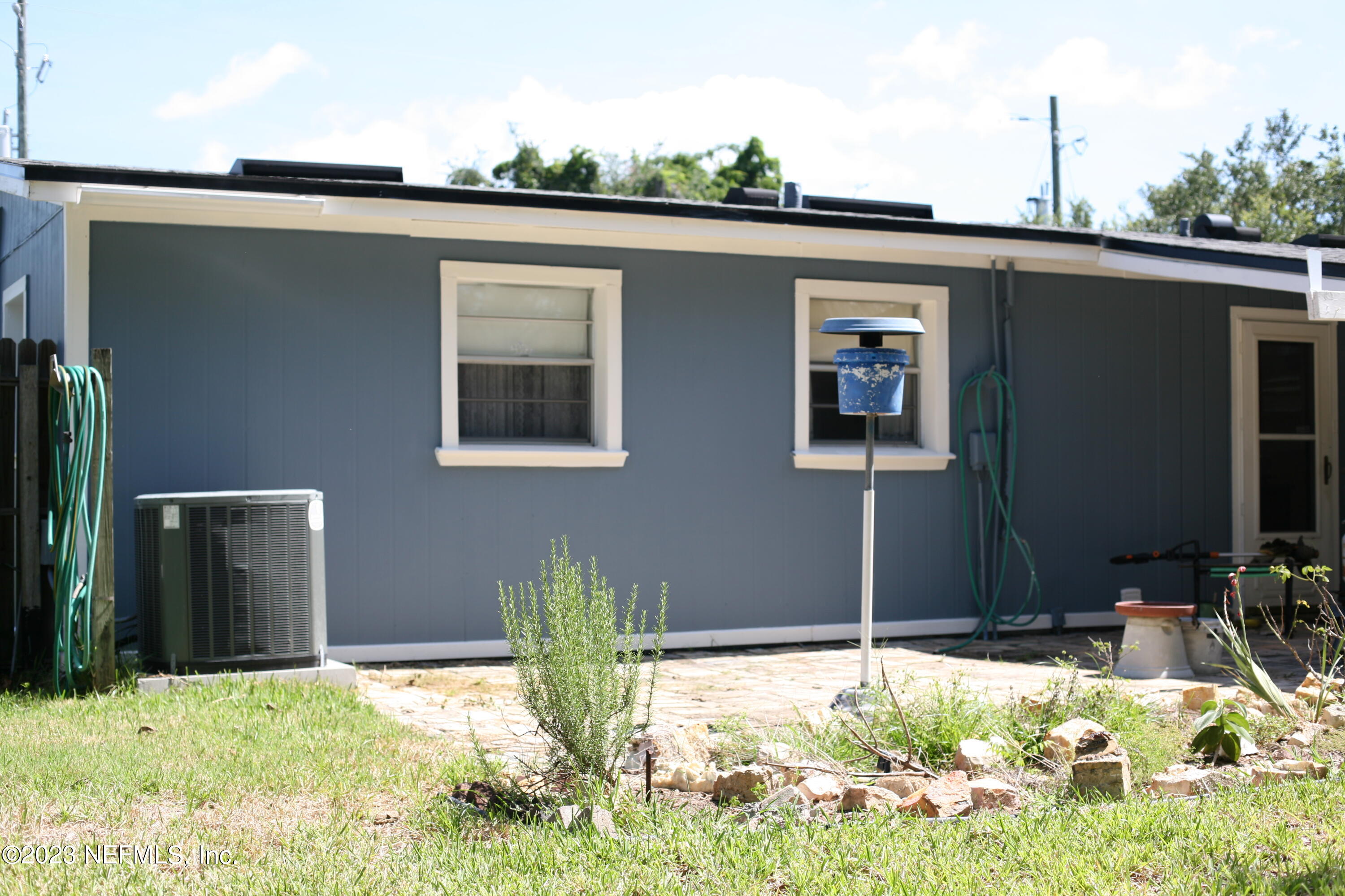 710 Redfin Drive Atlantic Beach, FL 32233 - Photo 29 of 38 a house view with a outdoor space