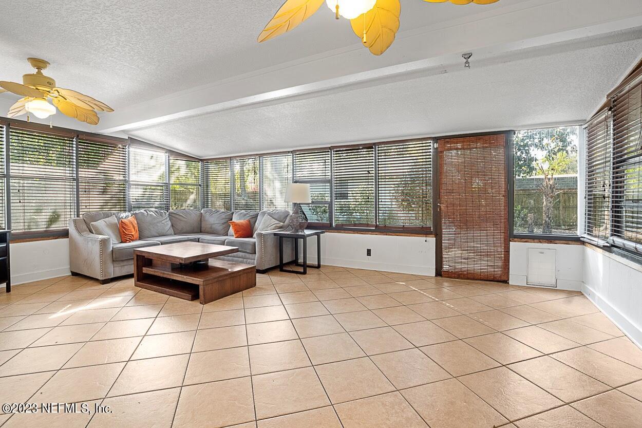 5330 Clarendon Road Jacksonville, FL 32205 - Photo 14 of 22 02-27-2023 5330 clarendon rd #5