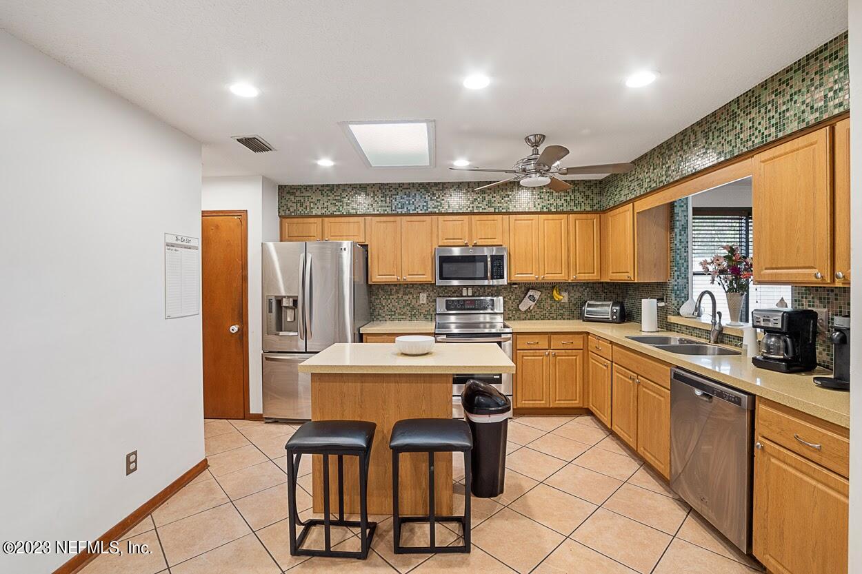 5330 Clarendon Road Jacksonville, FL 32205 - Photo 9 of 22 02-27-2023 5330 clarendon rd #6