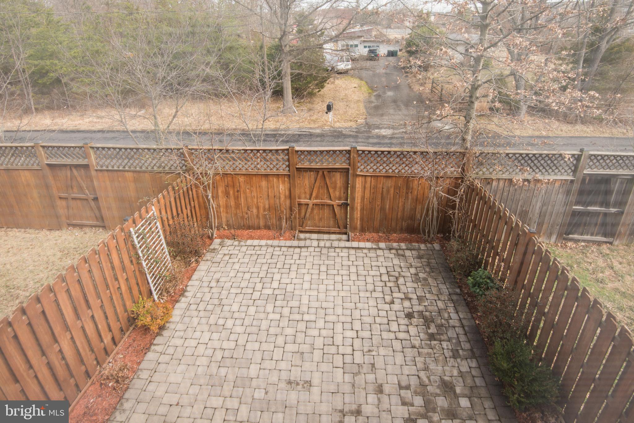 43406 Hopestone Terrace Chantilly, VA 20152 - Photo 23 of 29 Overview of Backyard from Deck
