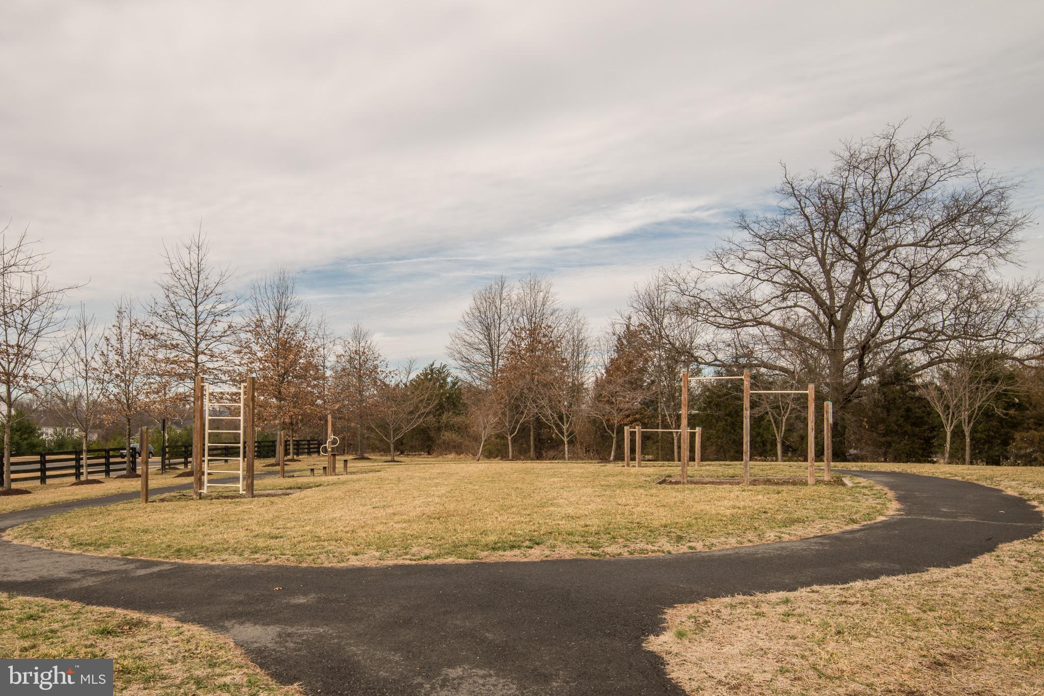 43406 Hopestone Terrace Chantilly, VA 20152 - Photo 25 of 29 Fitness Station