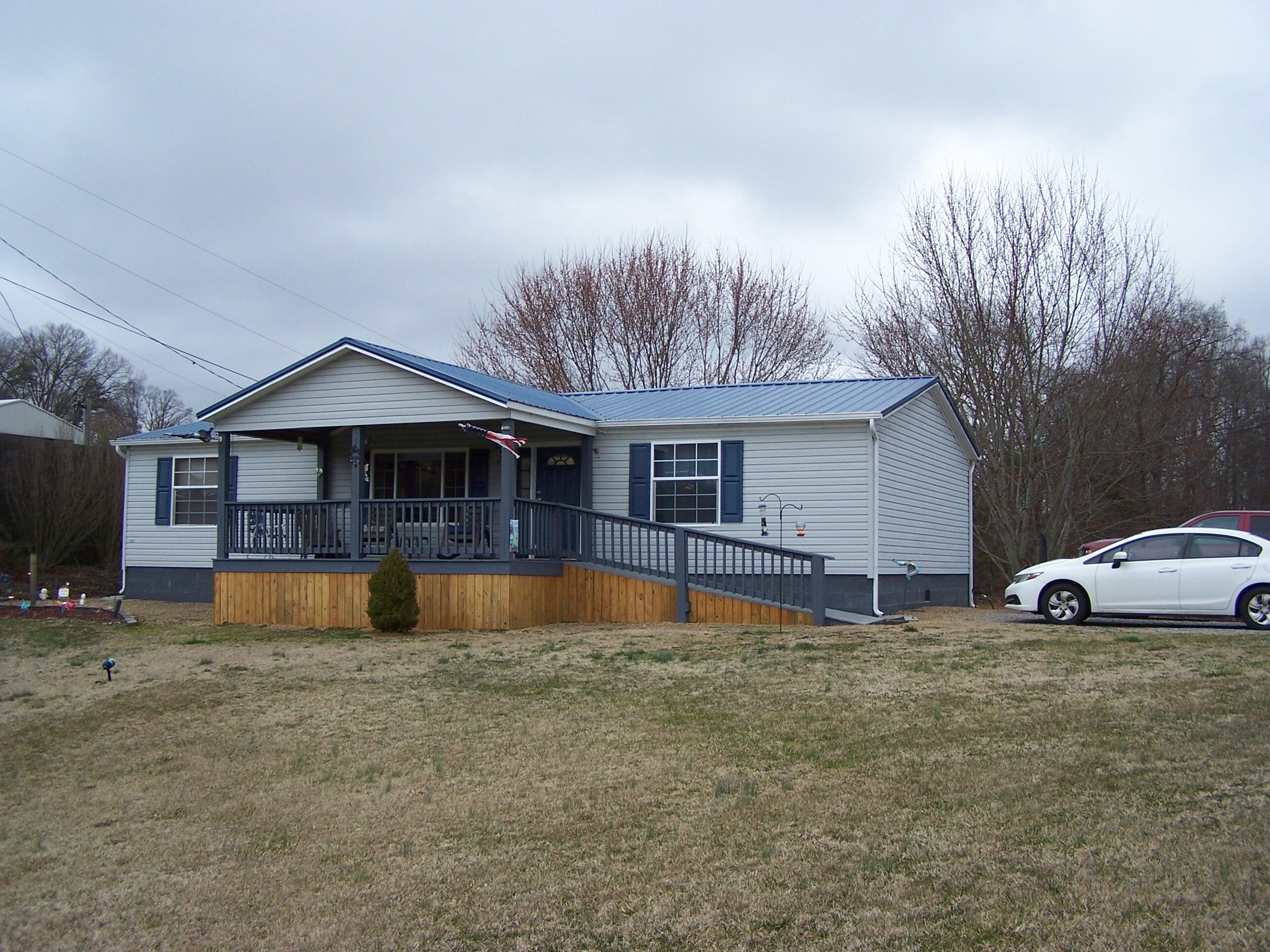 142 Elkins Road Rogersville, TN 37857 - Photo 2 of 39 100_4651