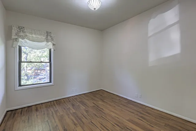 $335,000 | 4425 Westlawn Drive, Unit C307, Nashville, TN 37209