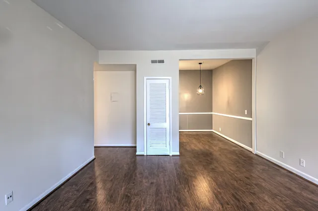 $335,000 | 4425 Westlawn Drive, Unit C307, Nashville, TN 37209