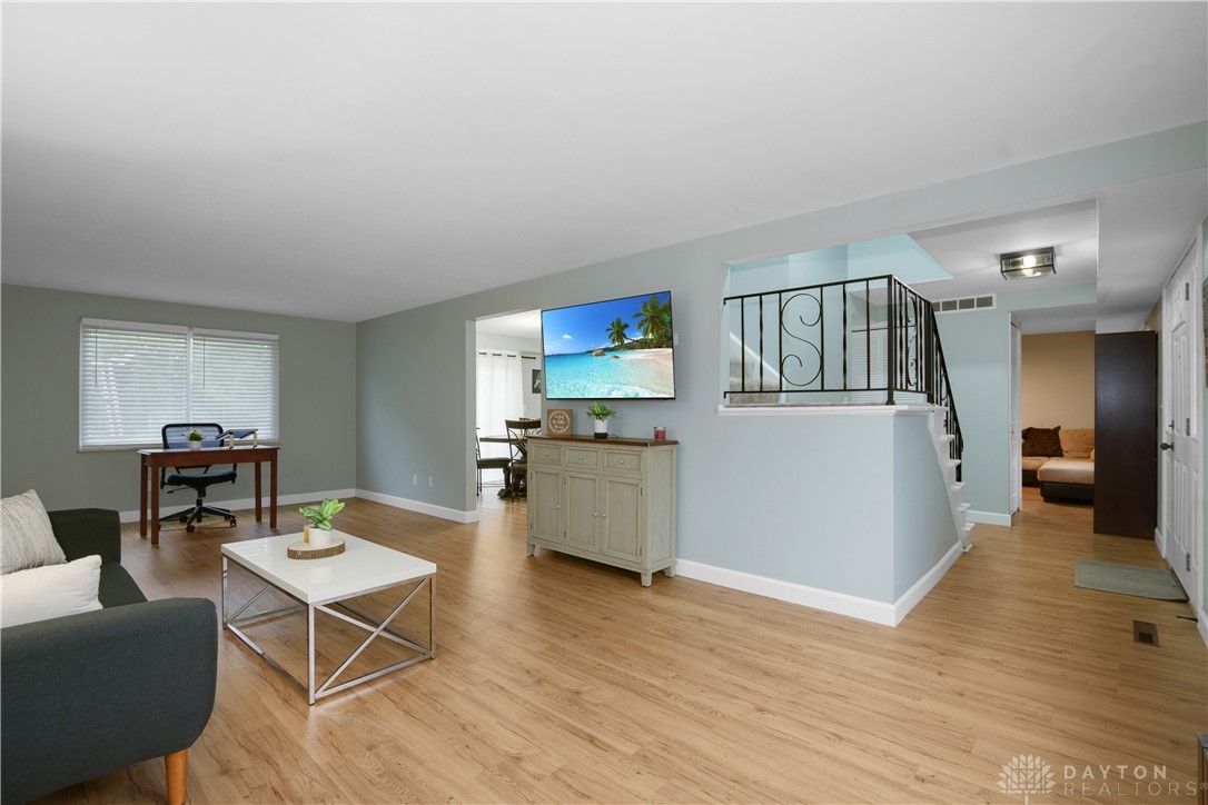 6413 Alter Road Dayton, OH 45424 - Photo 3 of 41 Gallery Image 3