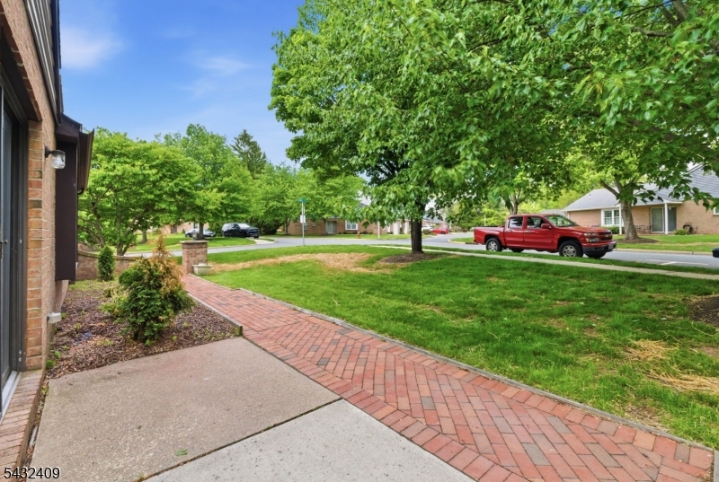 10 Daniel Court Lebanon, NJ 08833 - Photo 28 of 33