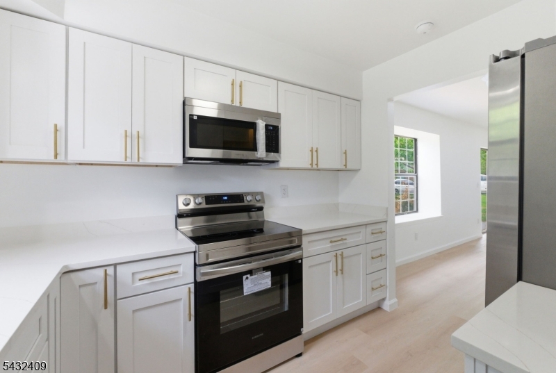 10 Daniel Court Lebanon, NJ 08833 - Photo 10 of 33