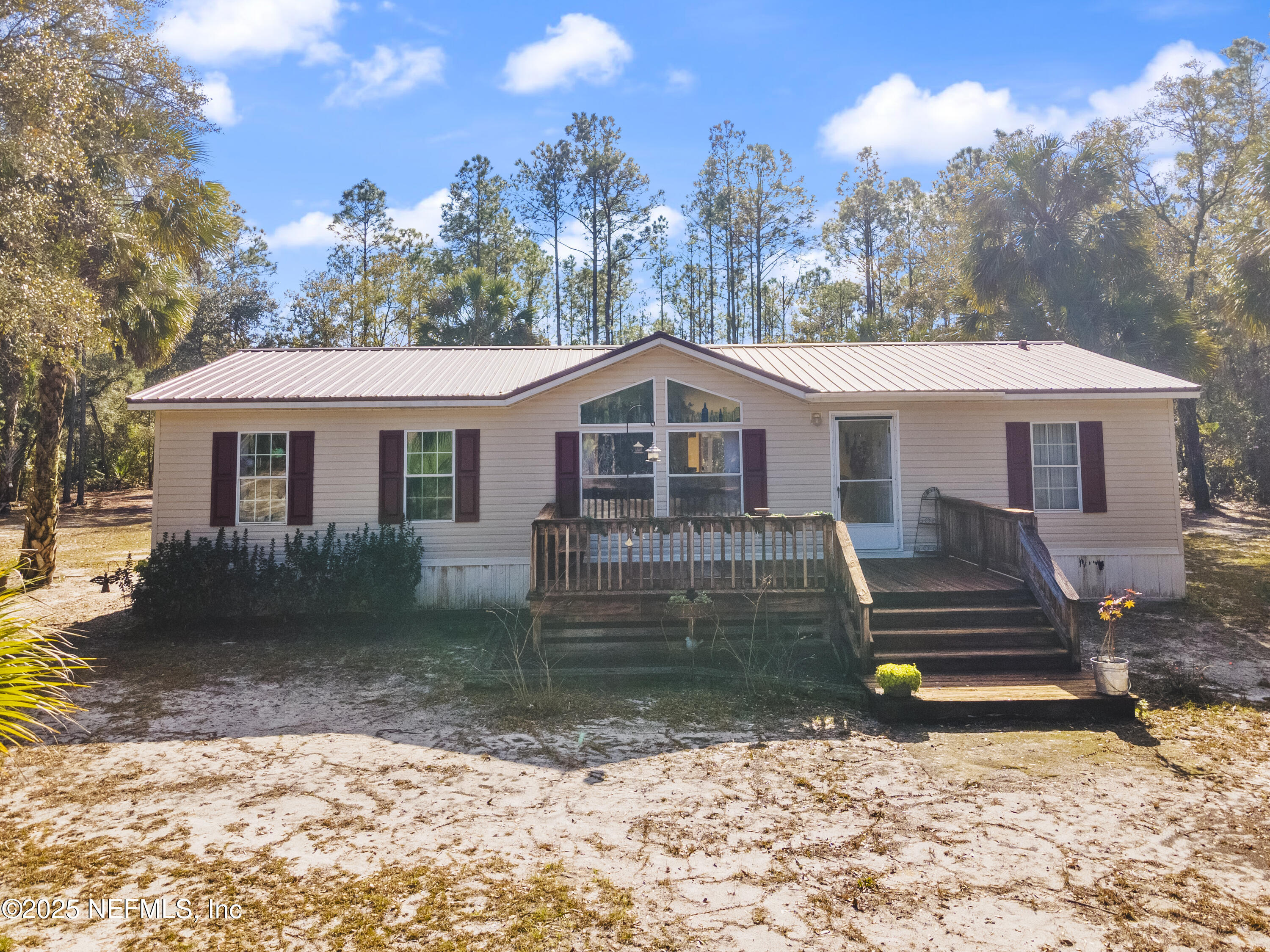 950 Cousintown Road Interlachen, FL 32148 - Photo 1 of 35 950 Counsintown Rd, Interlachen, FL