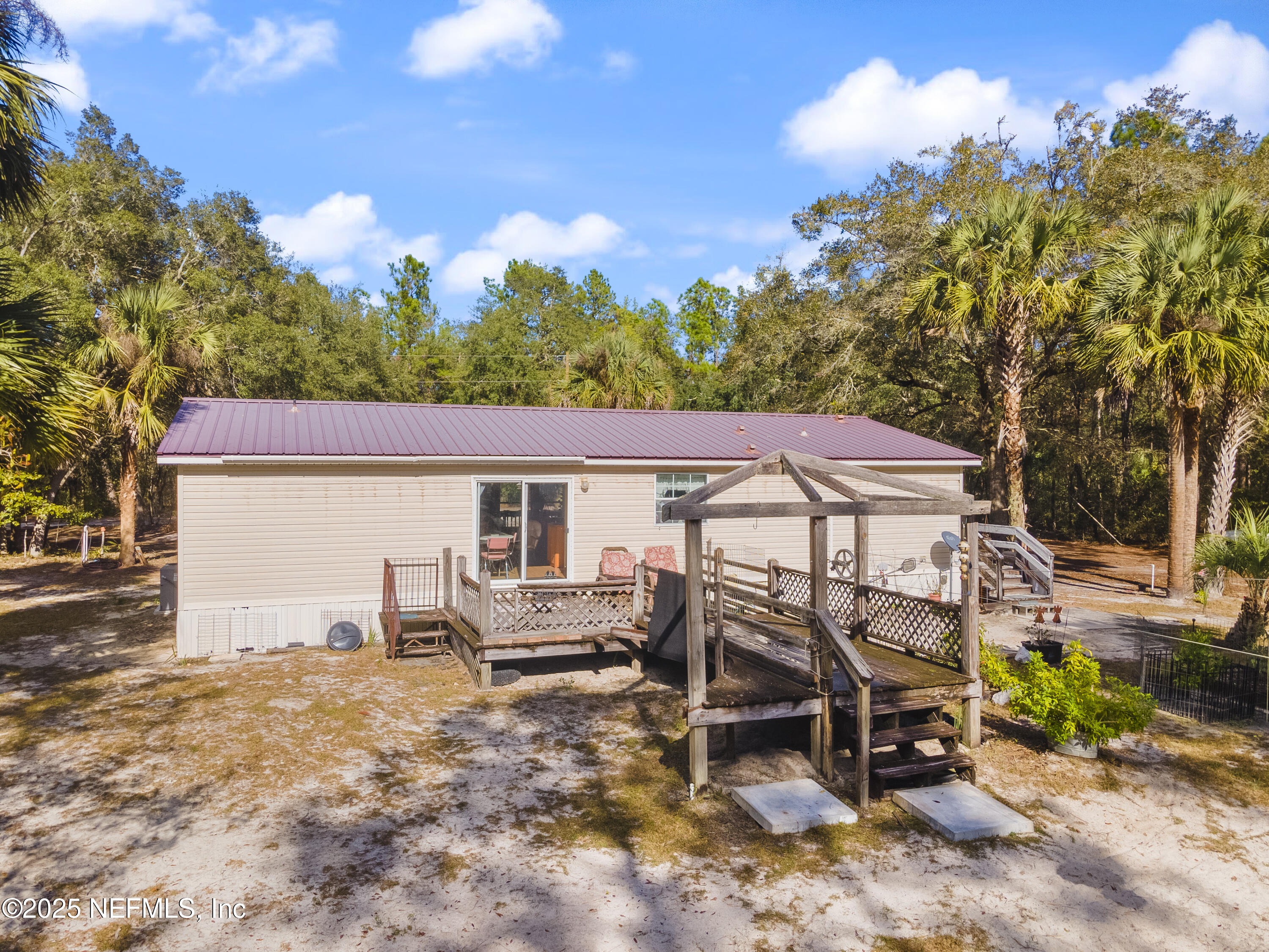 950 Cousintown Road Interlachen, FL 32148 - Photo 3 of 35 DJI_0455-HDR
