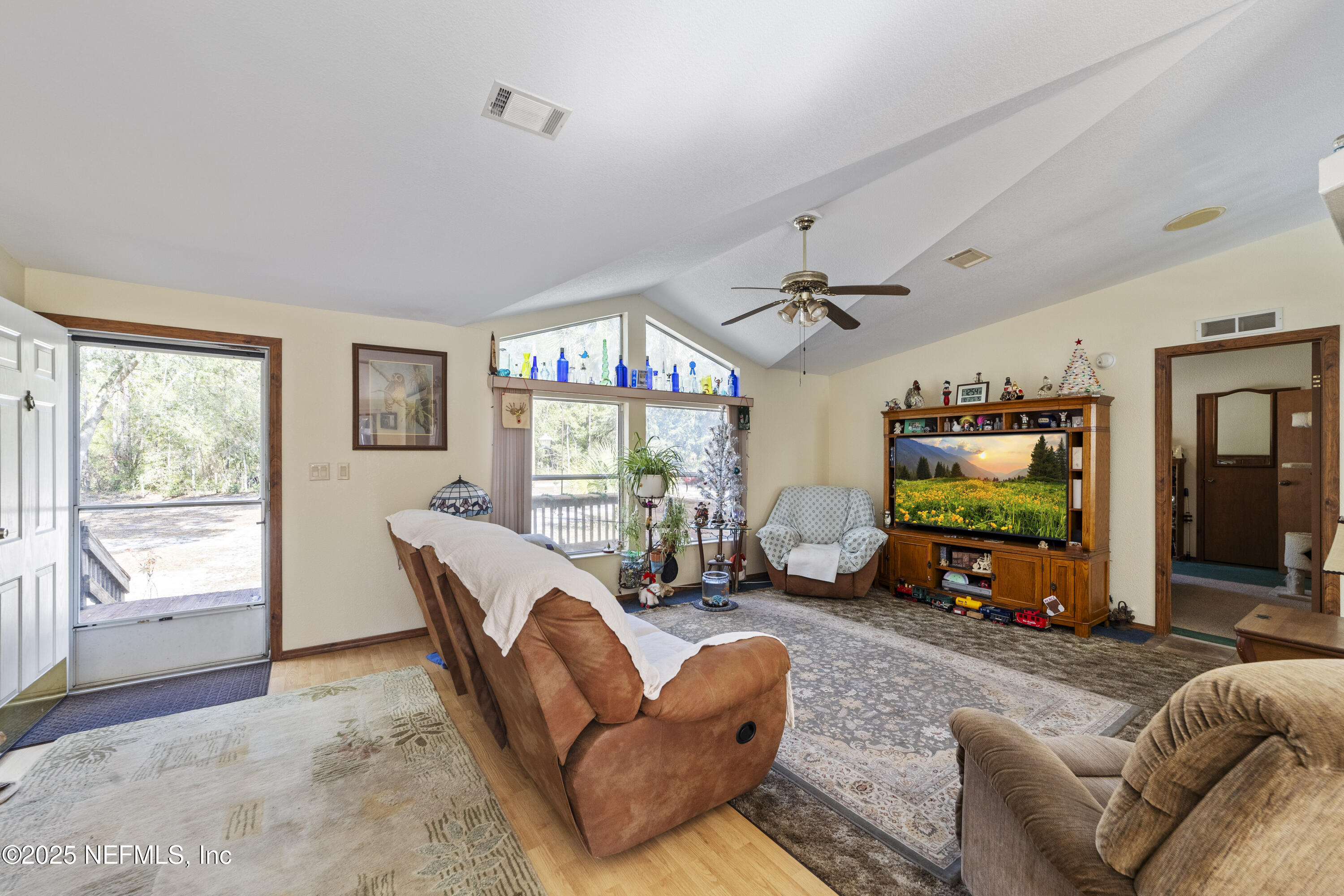 950 Cousintown Road Interlachen, FL 32148 - Photo 9 of 35 _E243775-HDR