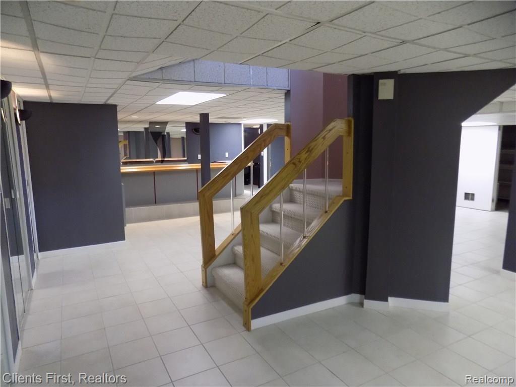 31274 Country Ridge Circle Farmington Hills, MI 48331 - Photo 35 of 38
