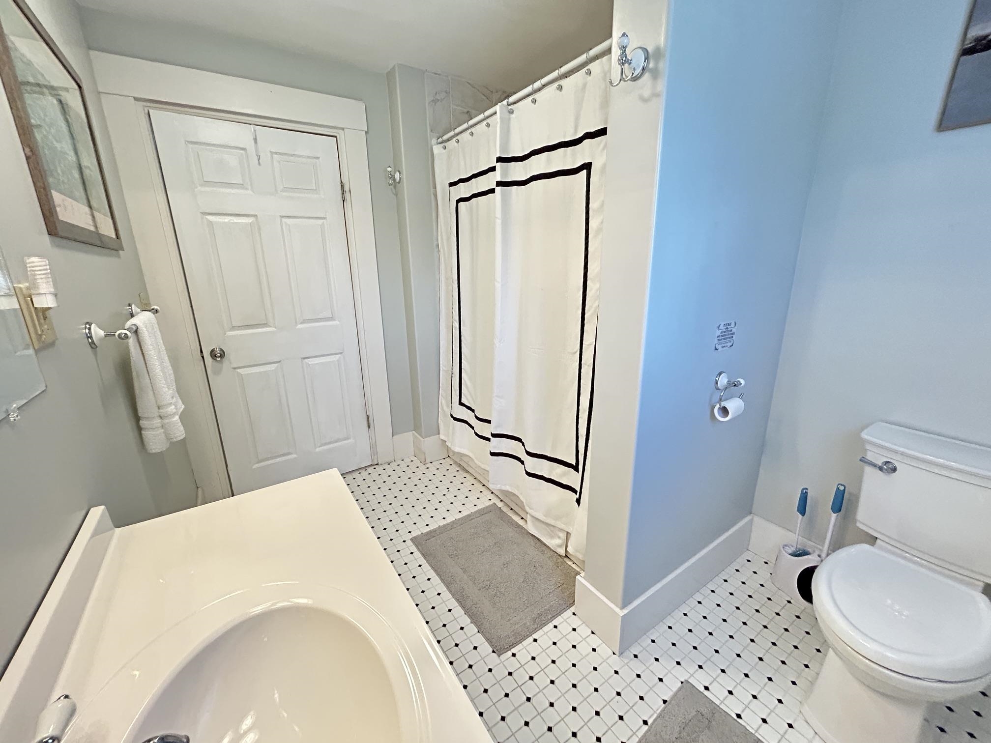 146 North Main Street Wolfeboro, NH 03894 - Photo 37 of 58