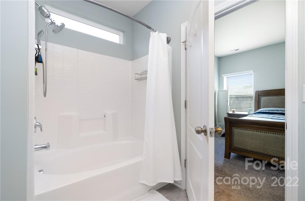11140 Chapeclane Road Charlotte, NC 28278 - Photo 16 of 28 Gallery Image 16