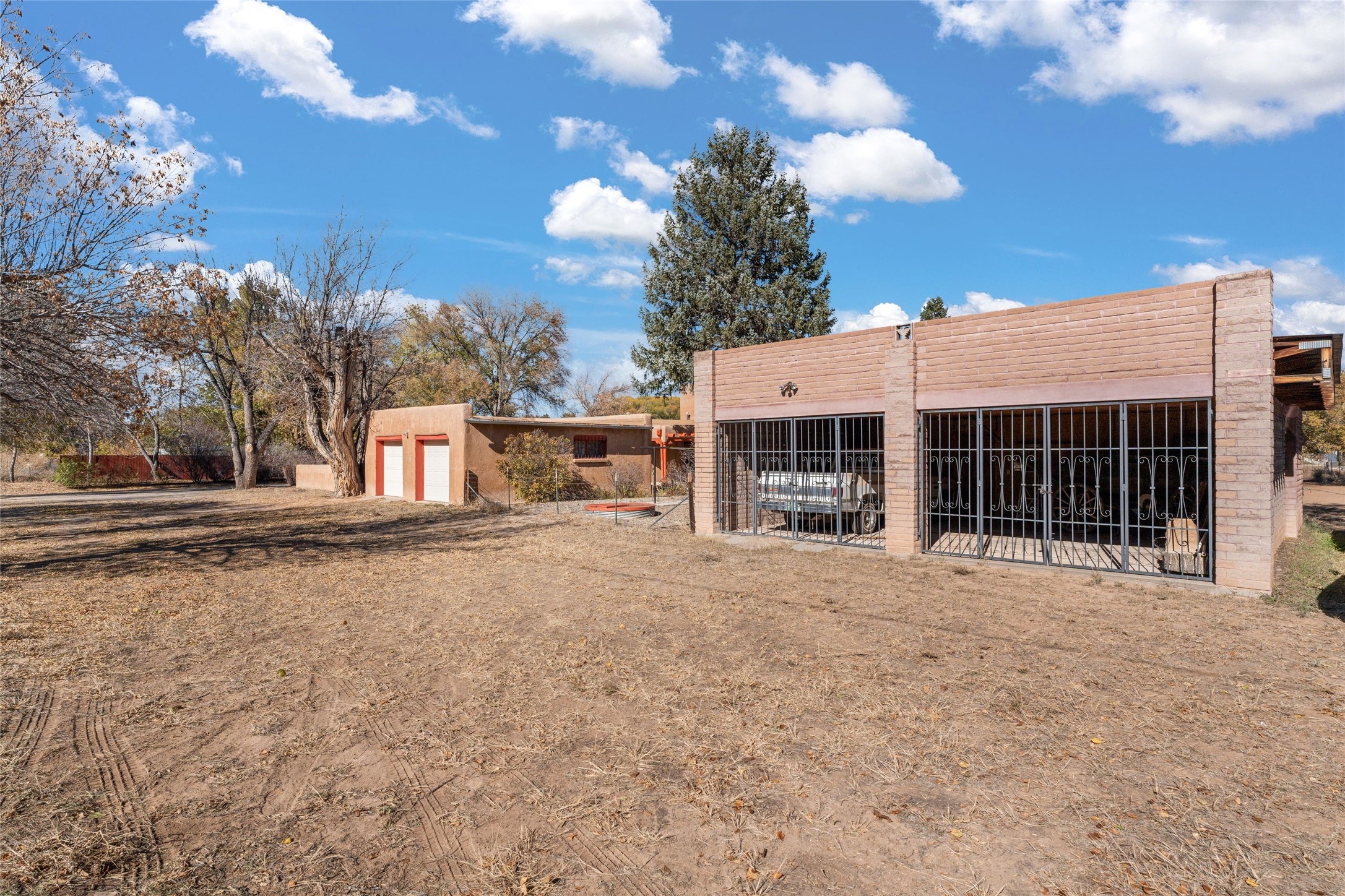 184 Lower San Pedro Road Espanola, NM 87532 - Photo 5 of 36 garage