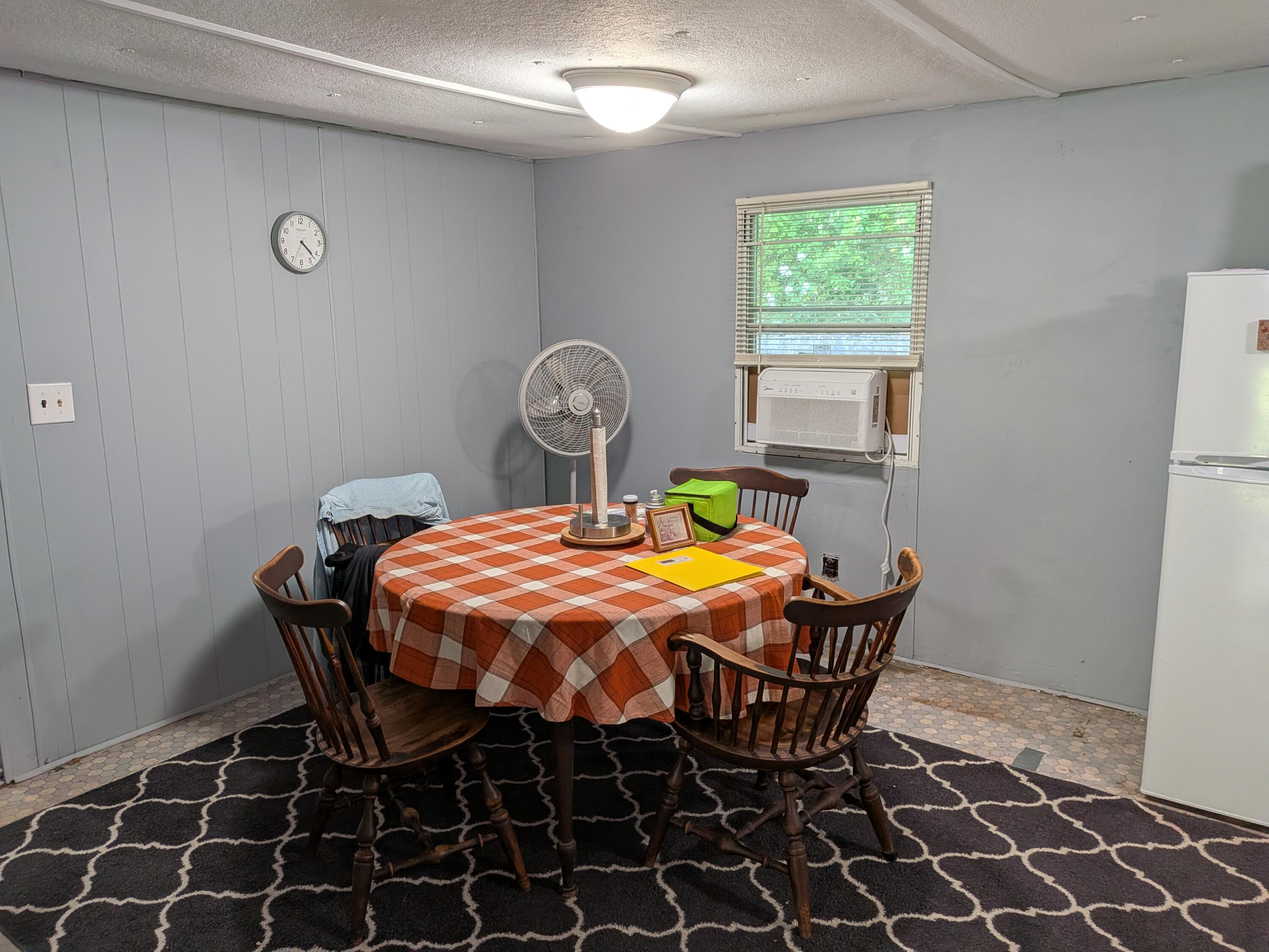 123 Hard Rector Lane Spring City, TN 37381 - Photo 11 of 39 PXL_20260427_202209245