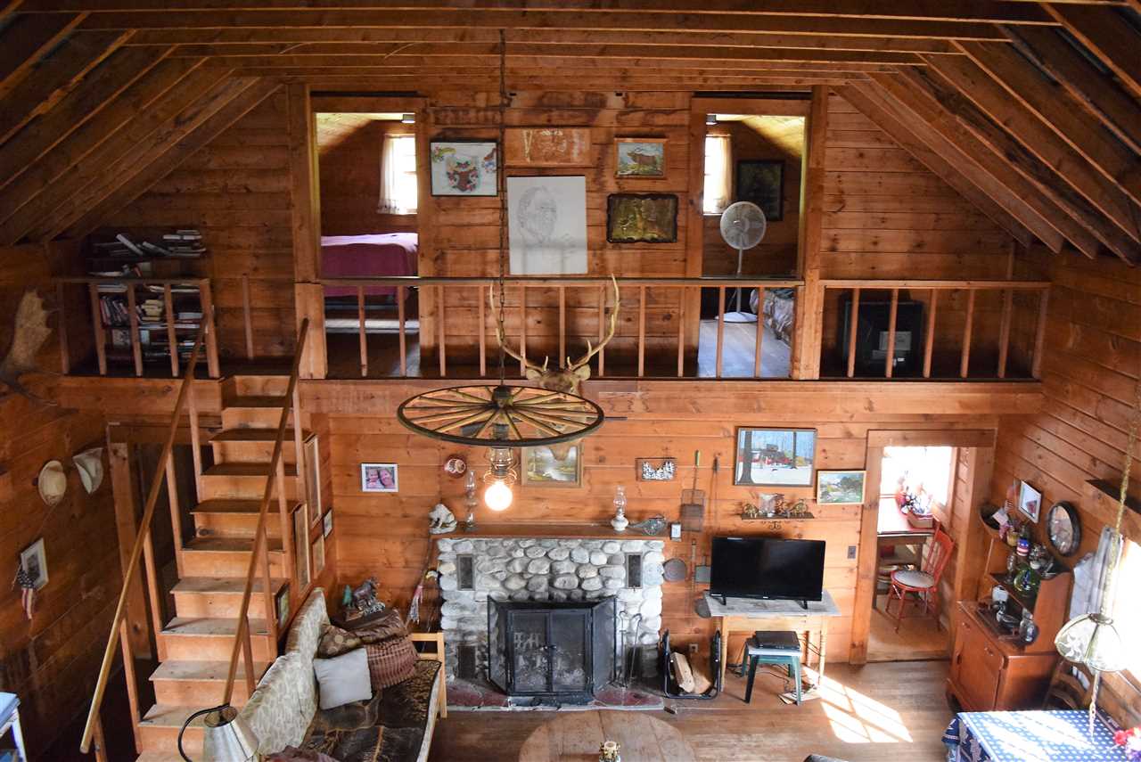 156 Lake Road Lunenburg, VT 05906 - Photo 17 of 40