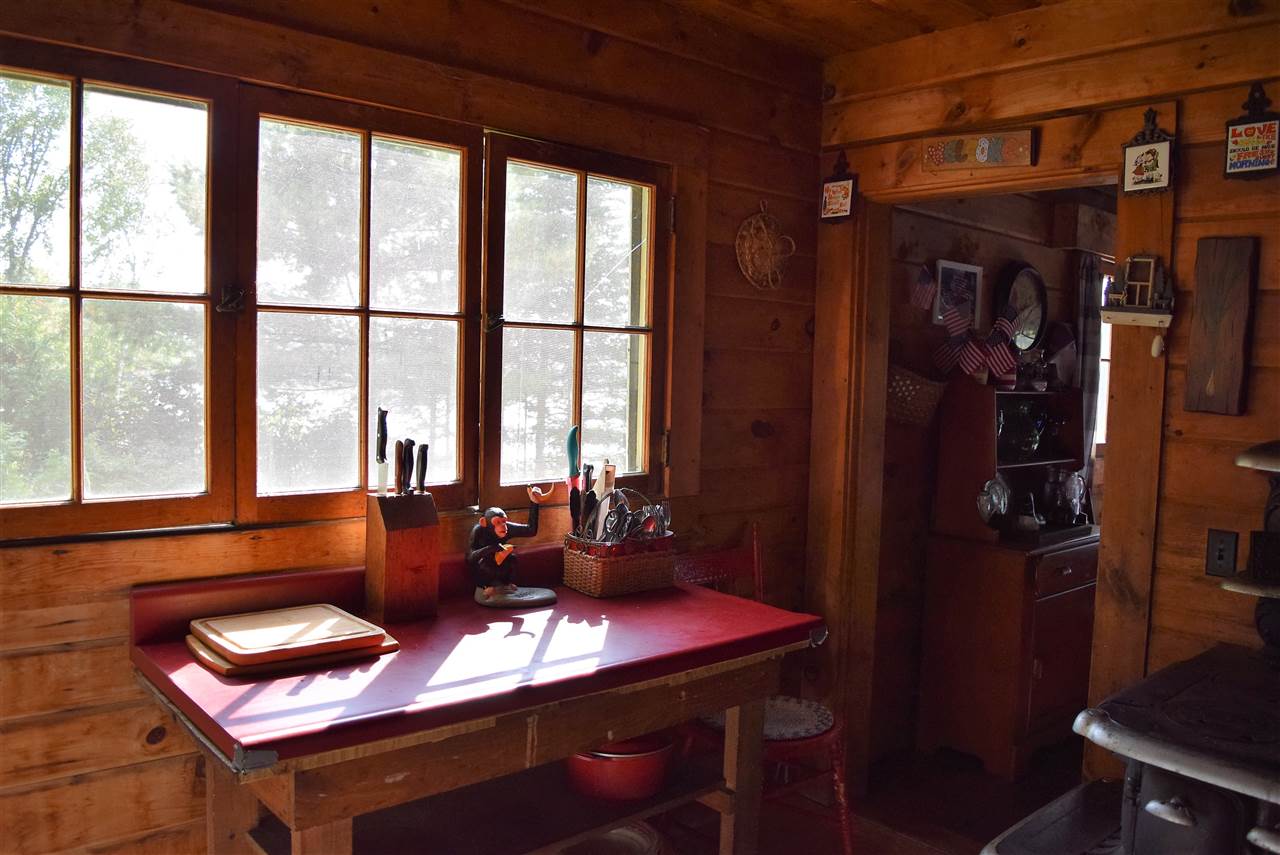 156 Lake Road Lunenburg, VT 05906 - Photo 9 of 40