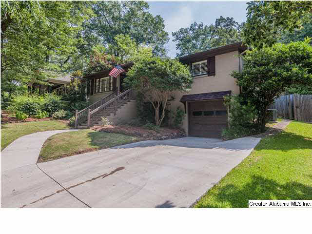 421 Cliff Place Birmingham, AL 35209 - Photo 2 of 32