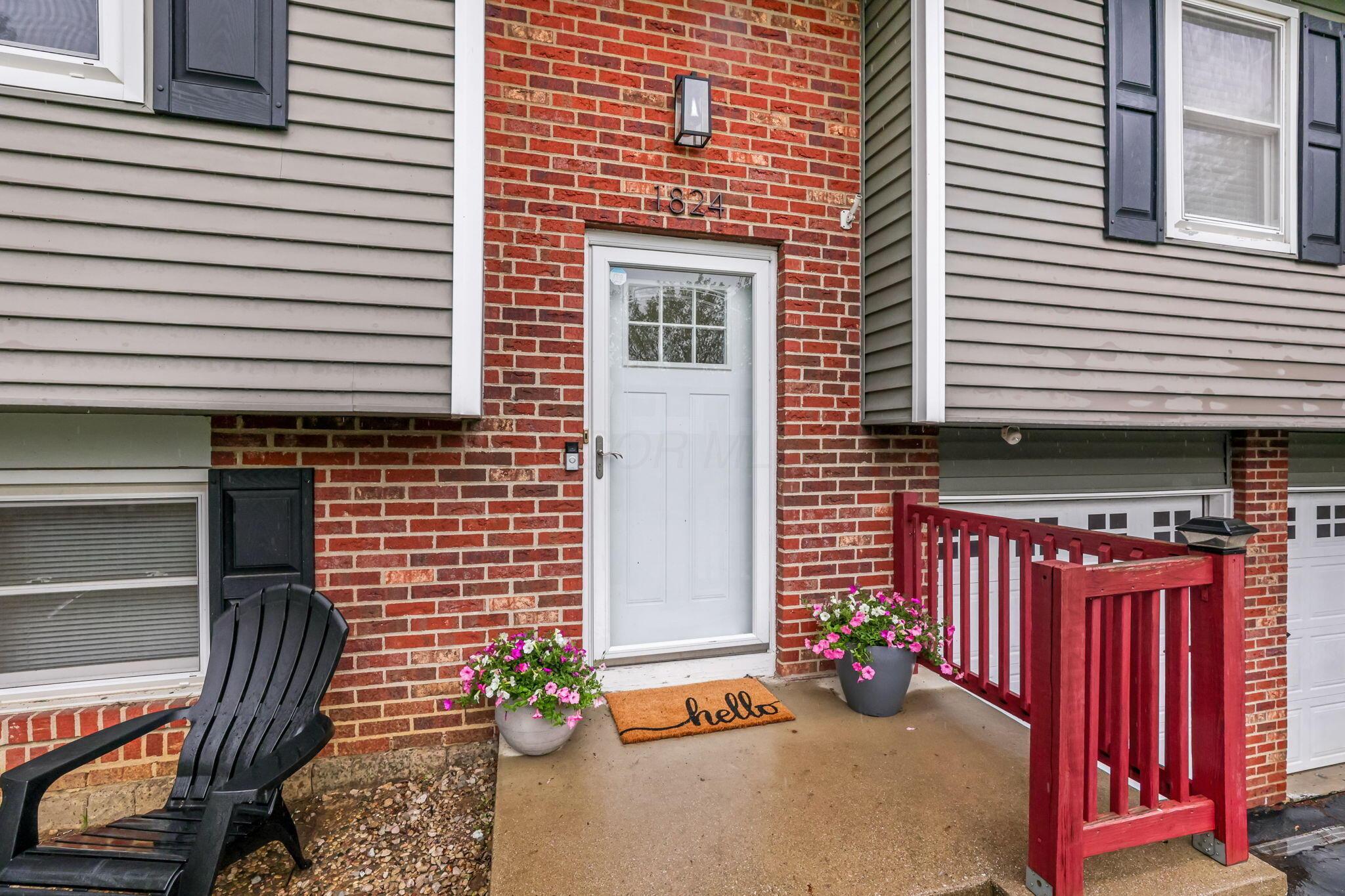 1824 Lost Valley Road Powell, OH 43065 - Photo 6 of 56 Front Entry