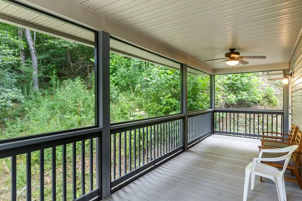 $565,000 | 204 Hiawassee River Road, Murphy, NC 28906