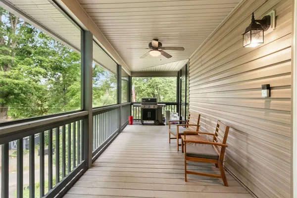 $565,000 | 204 Hiawassee River Road, Murphy, NC 28906