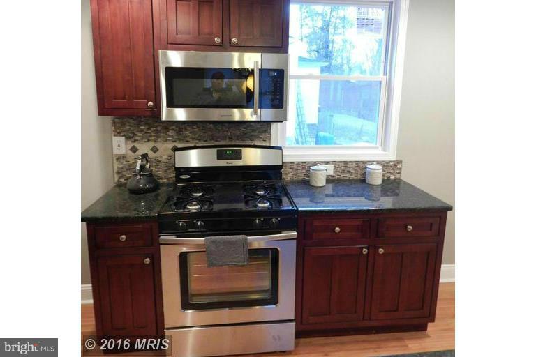 1805 Chelsea Road Baltimore, MD 21216 - Photo 6 of 30 Kitchen