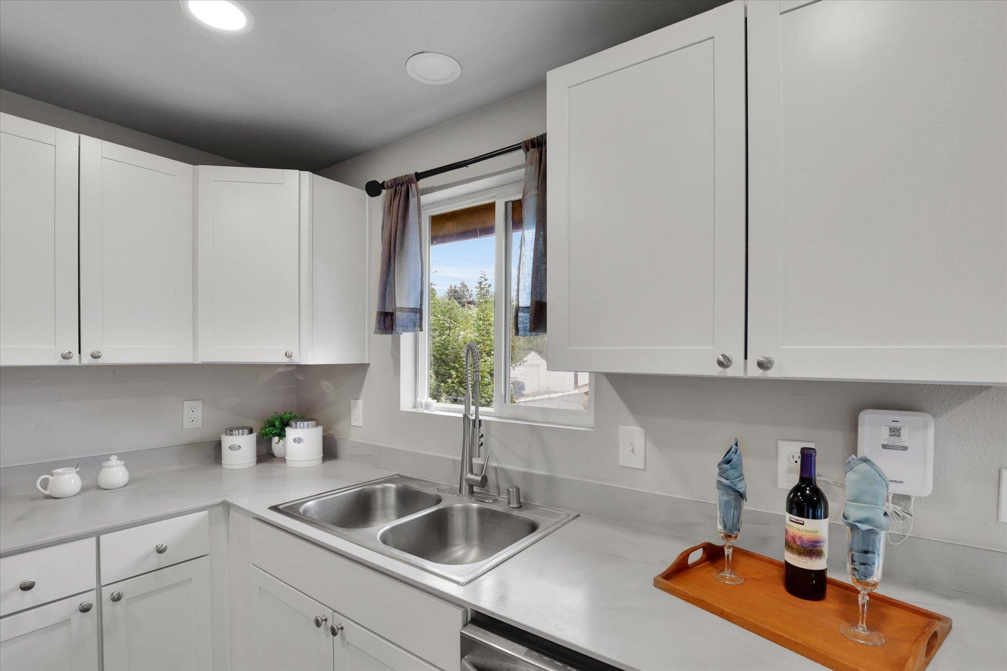 4722 North Walnut Street Spokane, WA 99205 - Photo 11 of 48