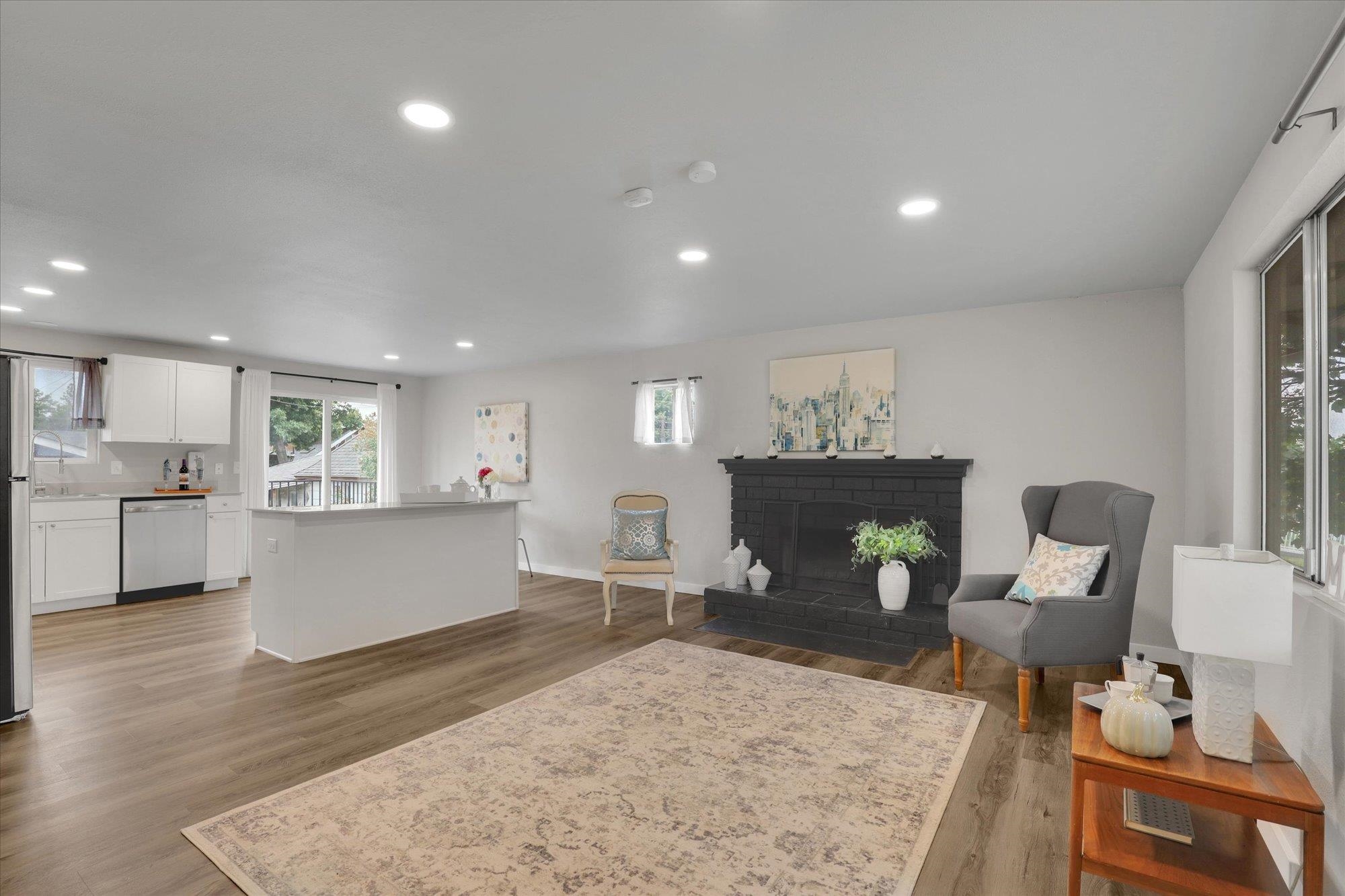 4722 North Walnut Street Spokane, WA 99205 - Photo 6 of 48