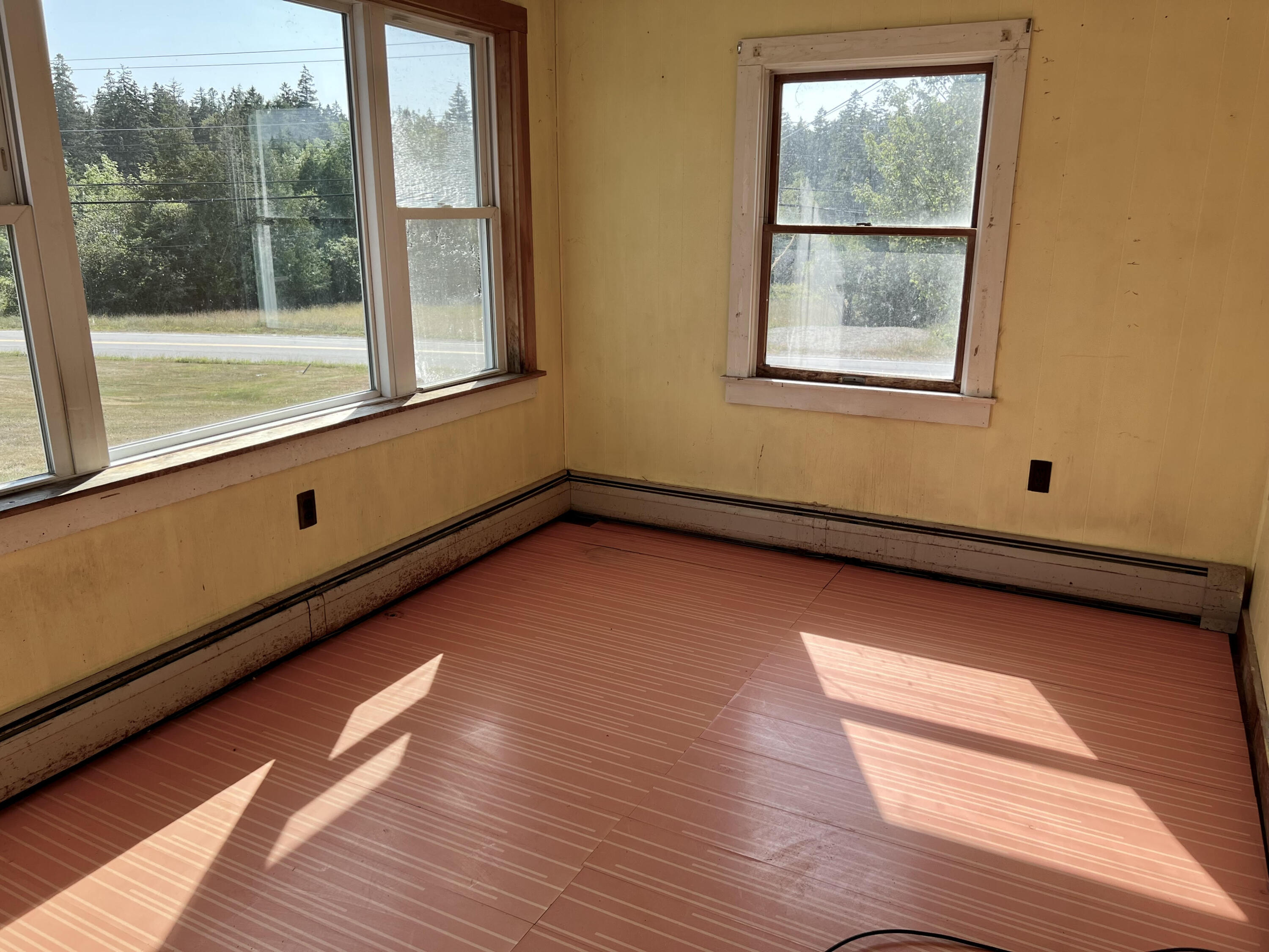 1455 Tremont Road Seal Cove, ME 04674 - Photo 10 of 33 Enclosed 4 season sunporch