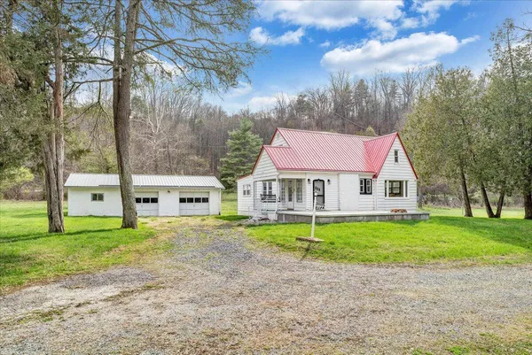 $339,000 | 2827 Max Creek Road, Hiwassee, VA 24347